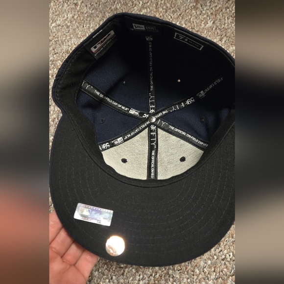 New Era Navy Blue NY Yankees Cap - Picture 6 of 7
